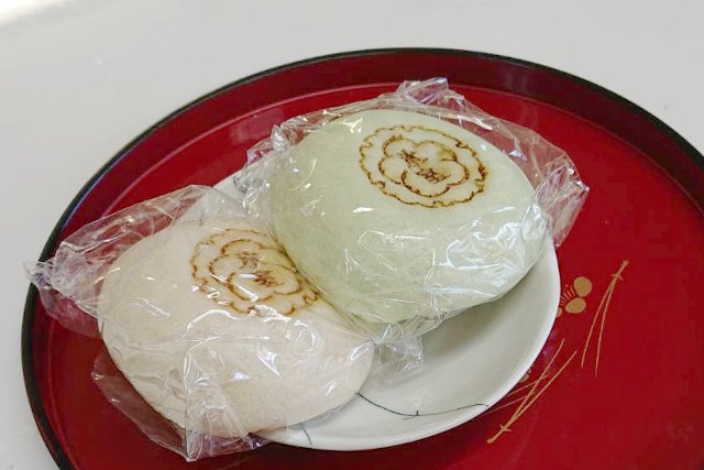 石川県の伝統！氷室饅頭を食べた